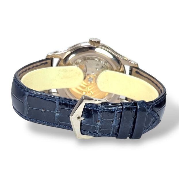 Patek Philippe Complications 5205G-013